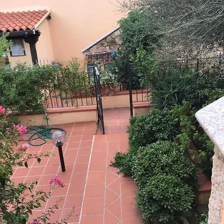 Casa Erika Malamuri アパート ブドーニ